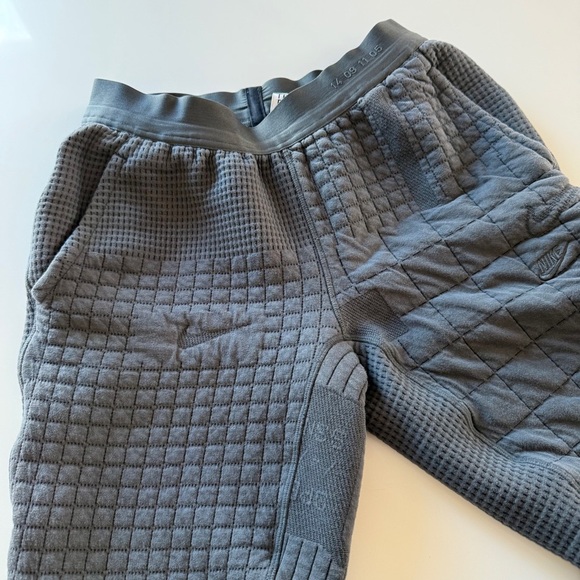 Nike-Sportswear-Therma-Fit ADV Tech Pants-Sweatpants-Charcol-Gray-Men’s-S - Picture 5 of 16